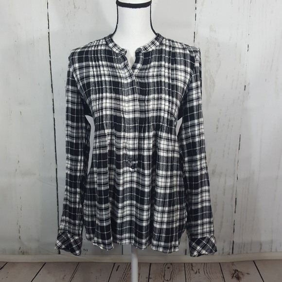 GAP Tops - Gap top GAP Tops - Gap top